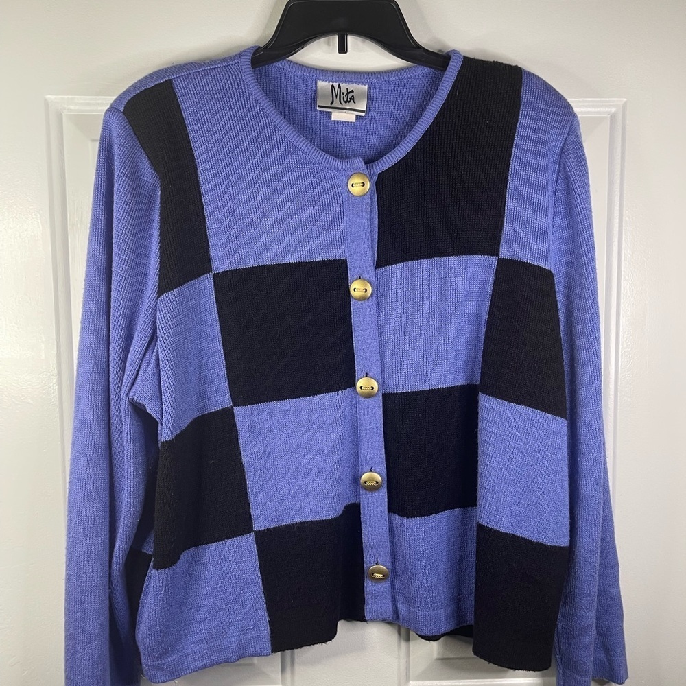 Mira vintage button Down sweater cardigan in blue and black